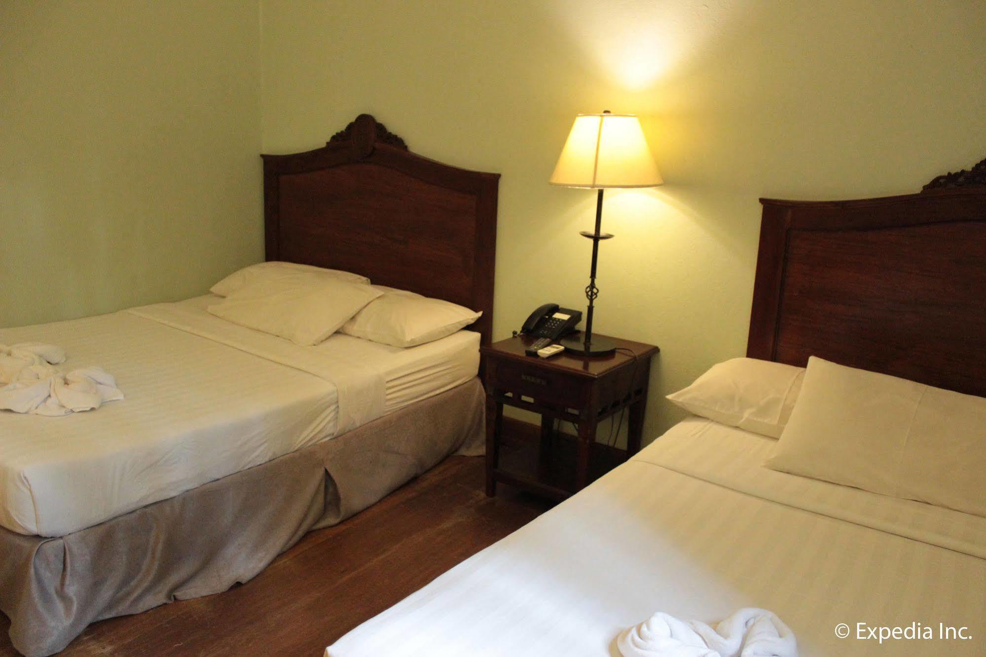 Hotel Salcedo De Vigan Eksteriør billede